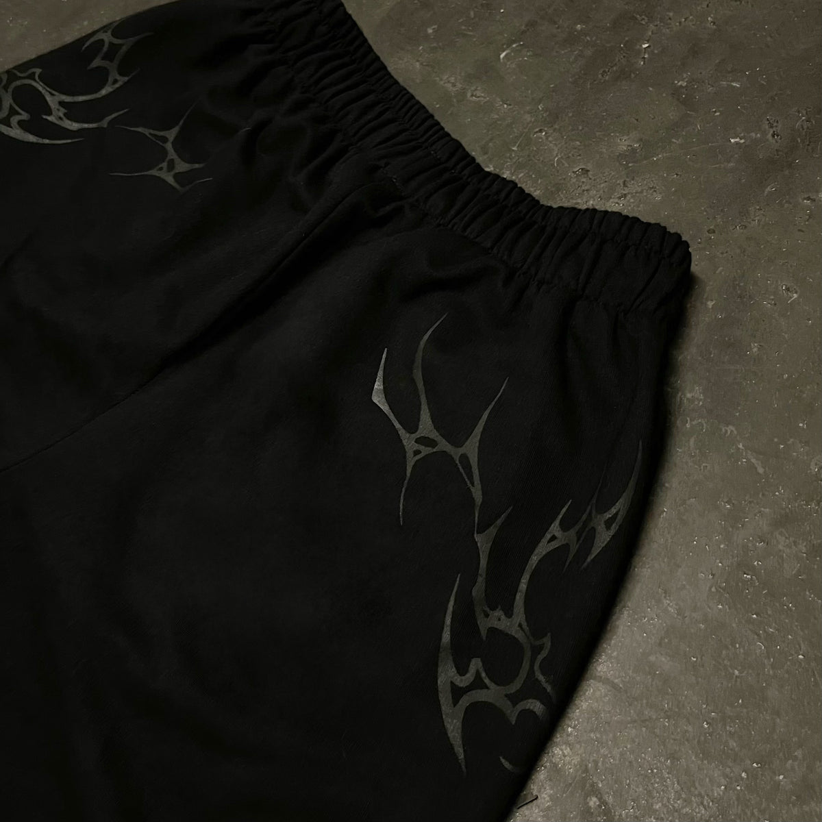 Dark Blade Short